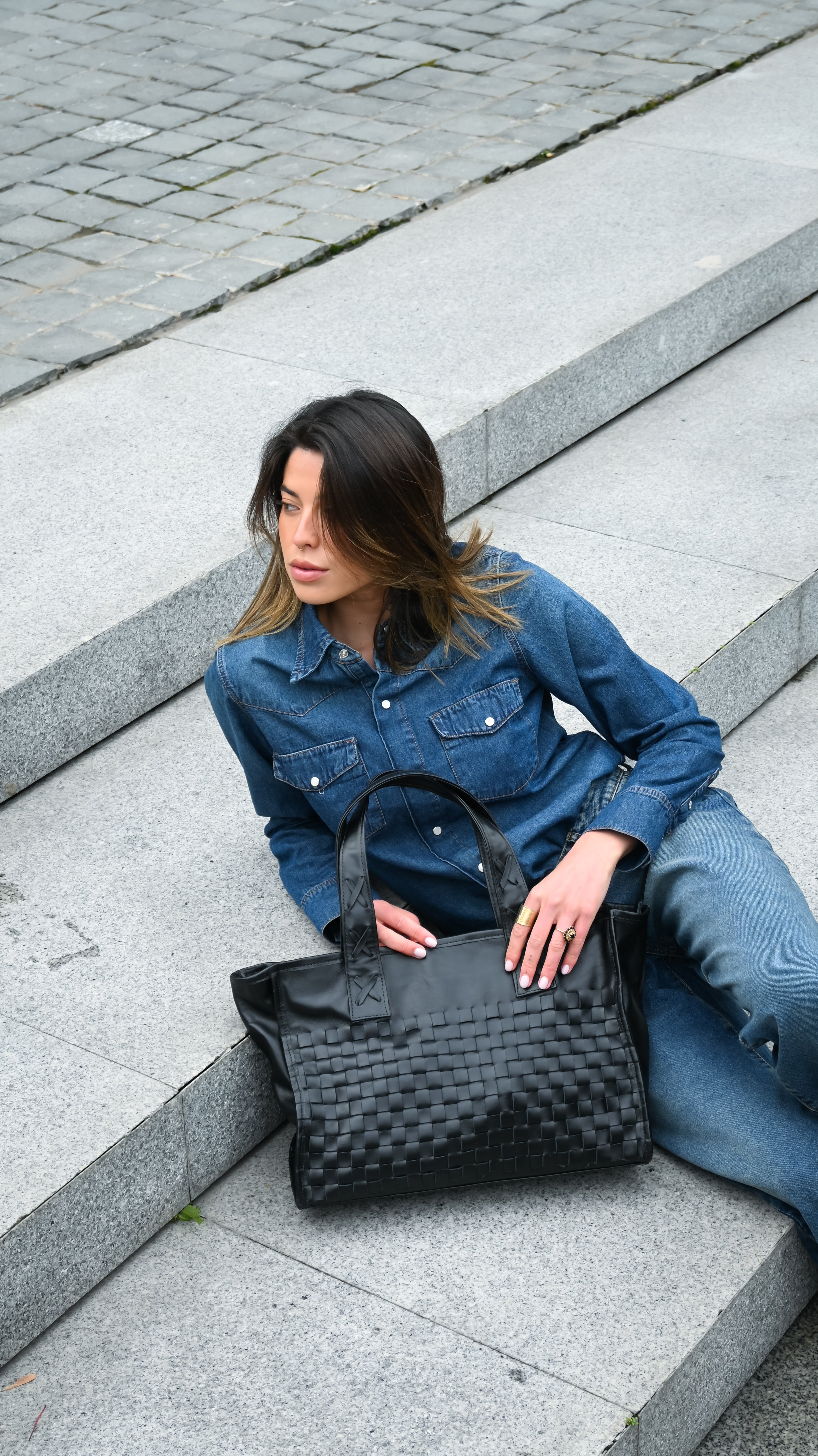 Cartera de Cuero Genuino Macarena Tote Negra