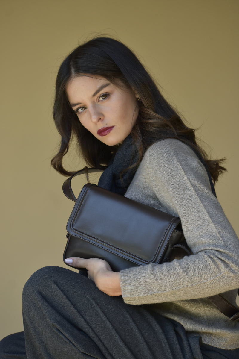 Cartera Pilar Chocolate Liso