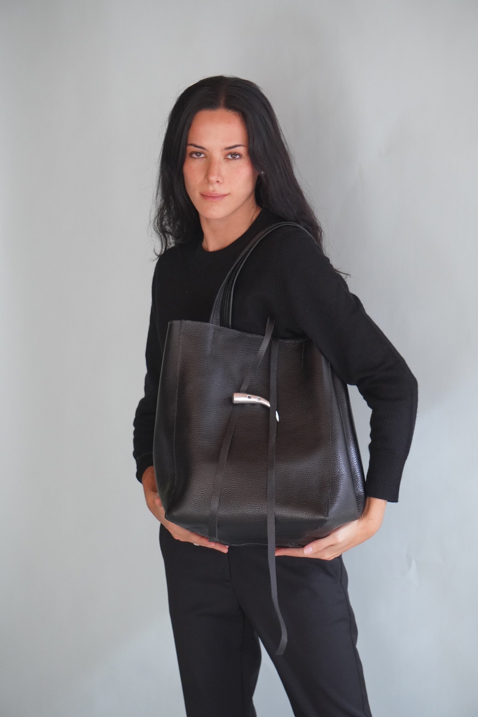 Cartera de Cuero Genuino Cecilia Negro