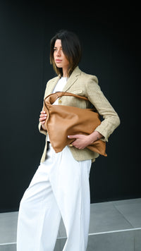 Cartera Clara Maxi Camel