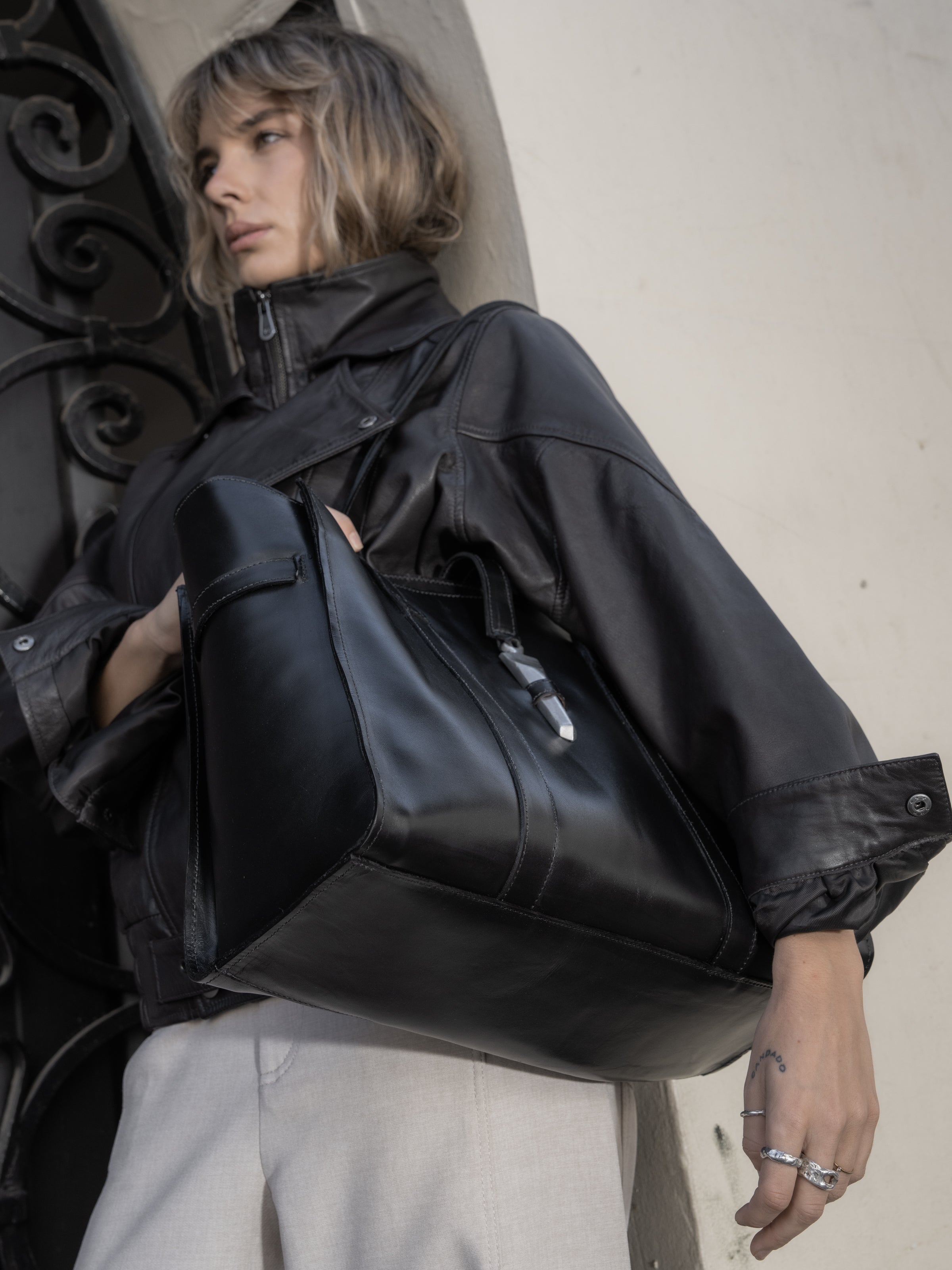 Cartera de Cuero Genuino Elisa Negro