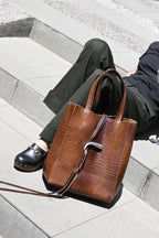 Cartera de Cuero Genuino Cecilia Camel Croco