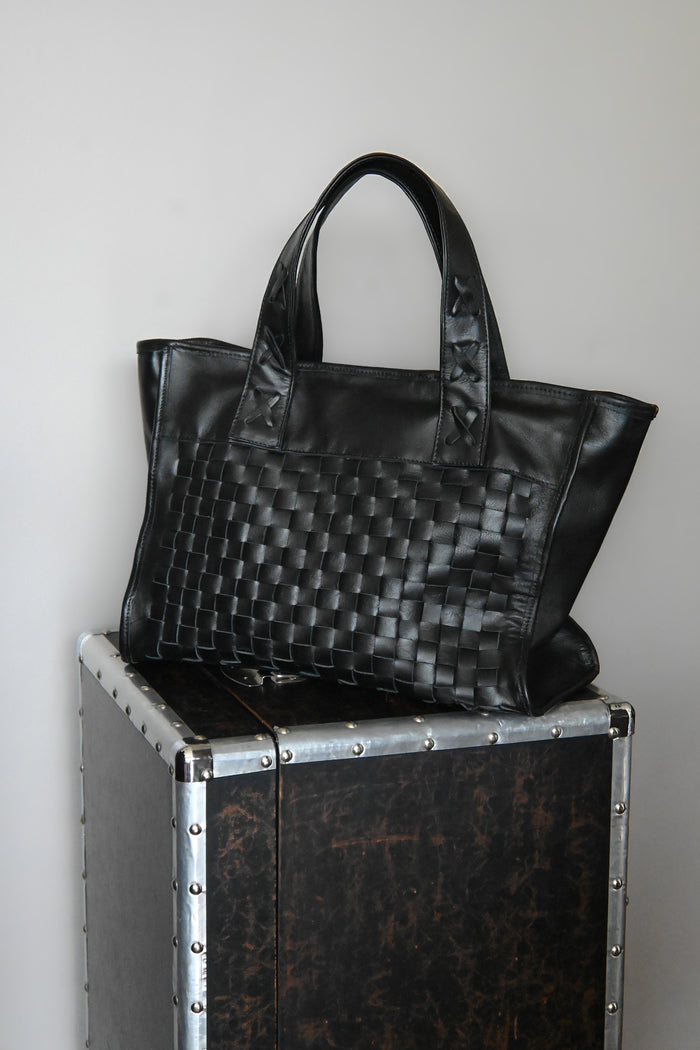 Cartera Macarena Tote Negra