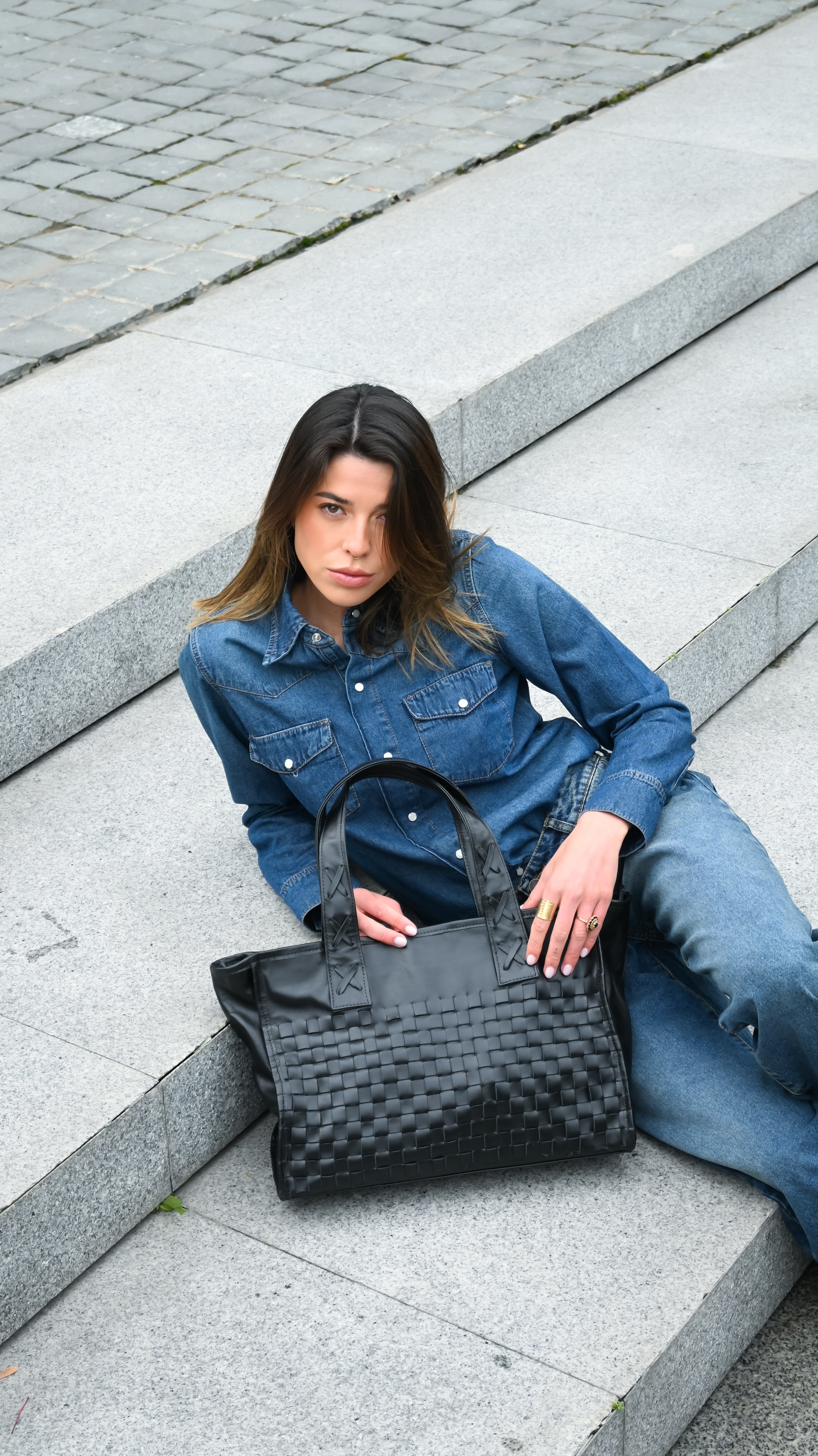 Cartera de Cuero Genuino Macarena Tote Negra