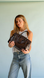 Cartera de Cuero Genuino  Paz Chocolate