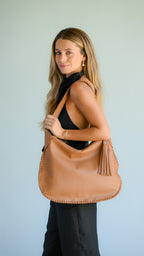 Cartera de Cuero Genuino Carola Camel